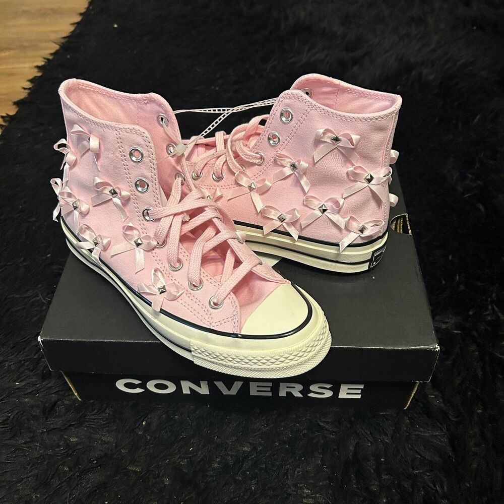 CONVERSE Chuck 70 hi top pink bow studded lace up shoes sneakers women’s 7 new